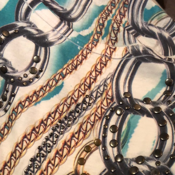 Cache t-shirt - Picture 5 of 7